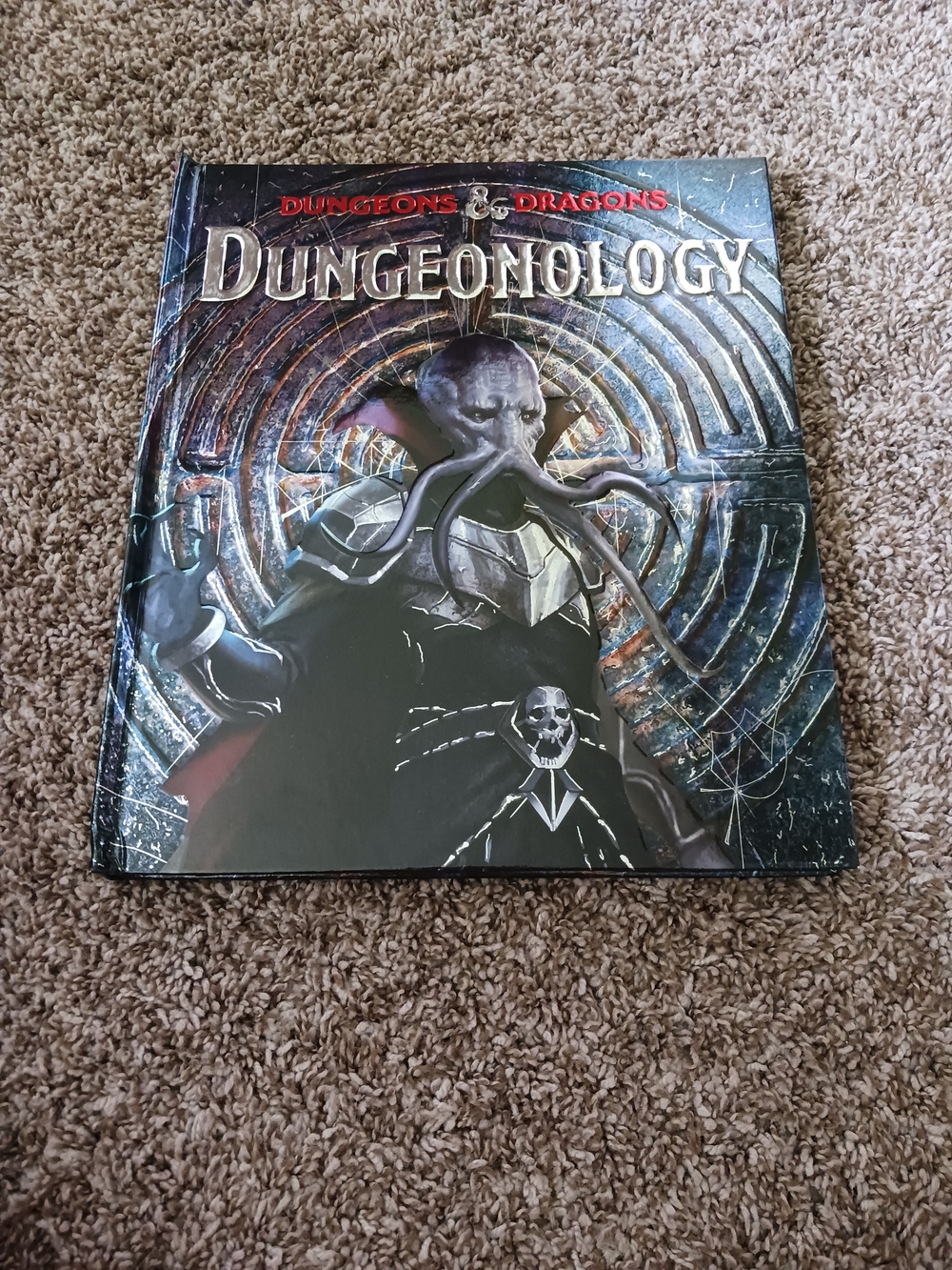 Dungeons & Dragons: Dungeonology Hardcover Book